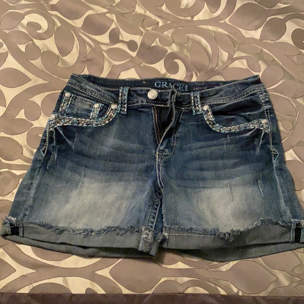Grace in LA shorts size 29